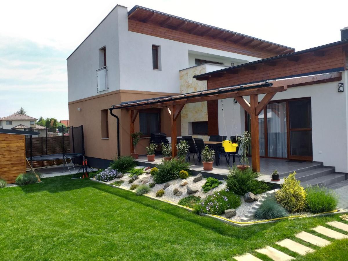 Villa Eszterhaz Balatonkeresztúr Exterior foto